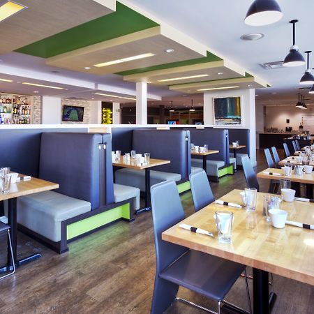 Holiday Inn Express Winnipeg Airport - Polo Park By Ihg Ngoại thất bức ảnh