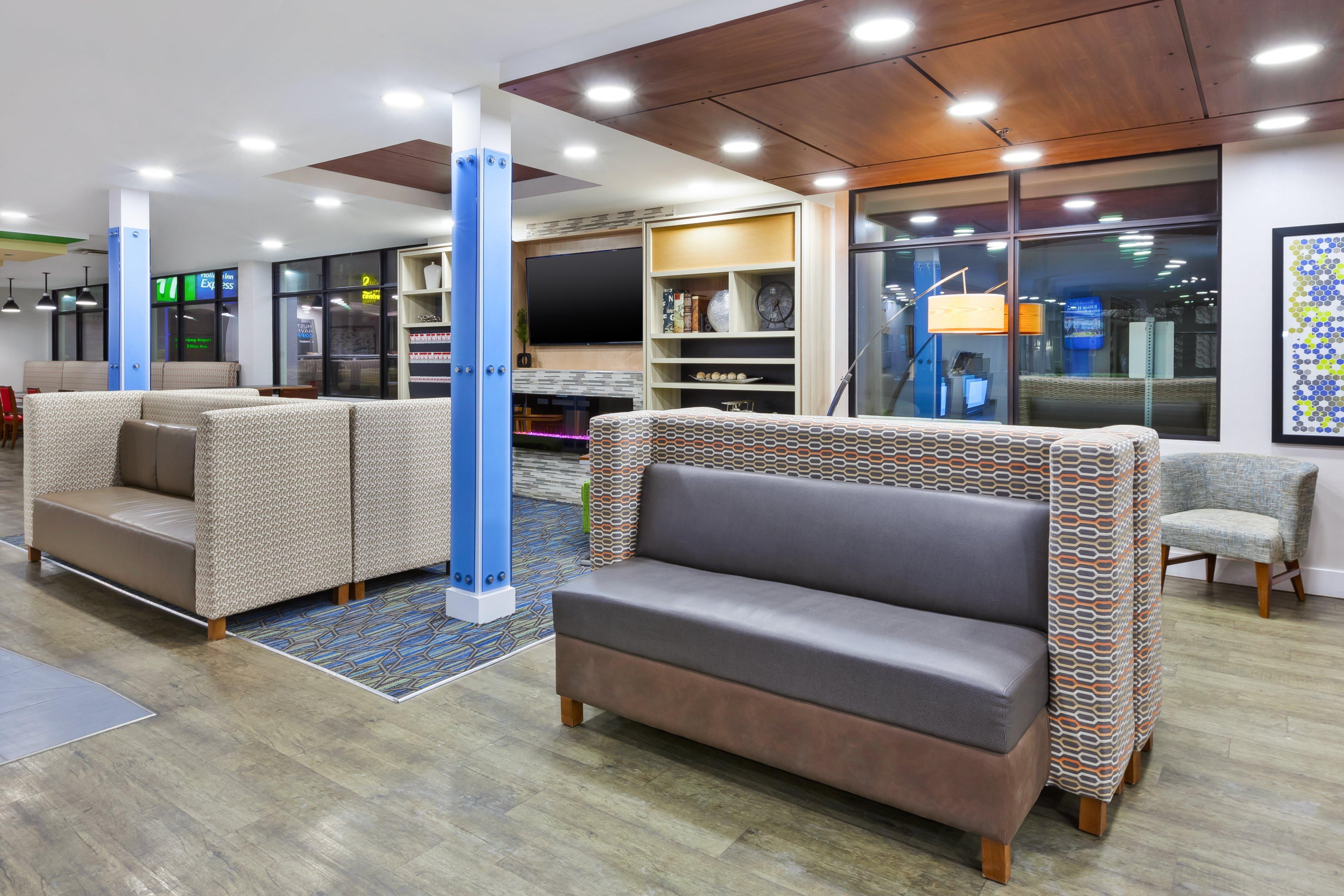 Holiday Inn Express Winnipeg Airport - Polo Park By Ihg Ngoại thất bức ảnh