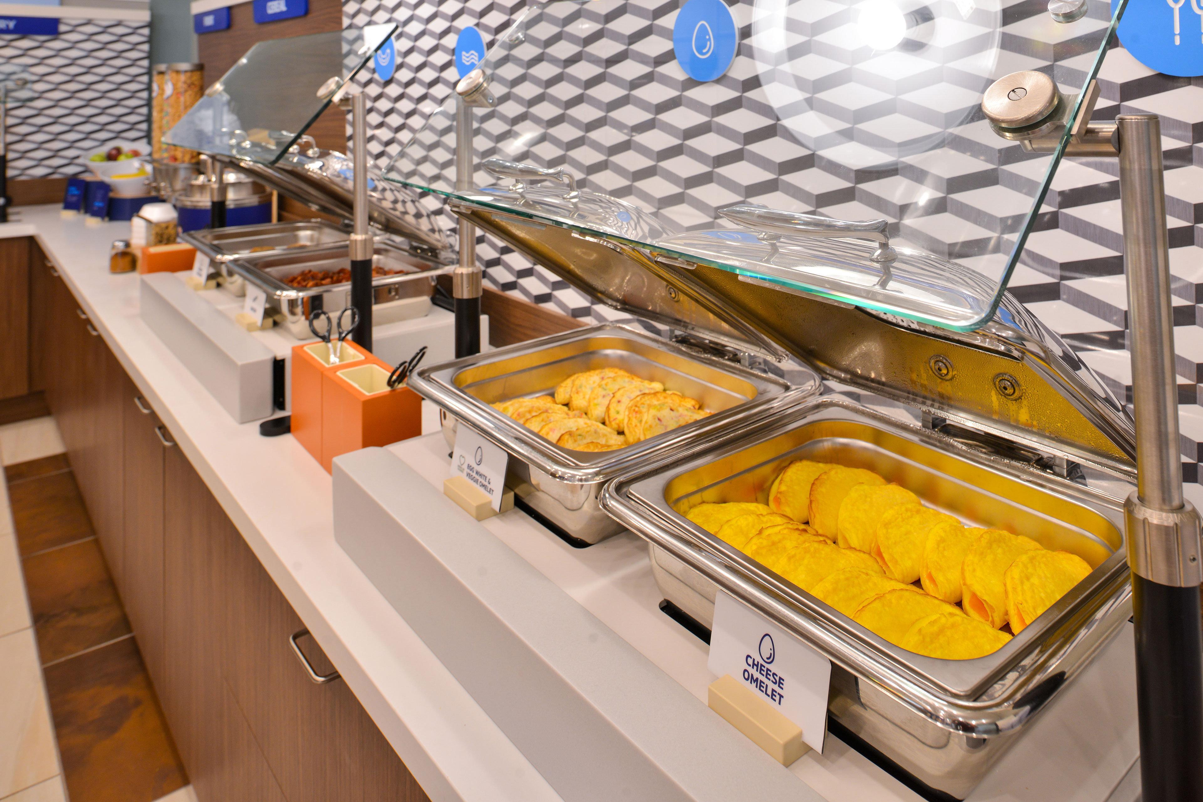 Holiday Inn Express Winnipeg Airport - Polo Park By Ihg Ngoại thất bức ảnh